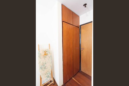 Casa para alugar com 500m², 4 quartos e 4 vagasQuarto Serviço