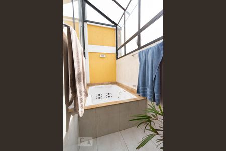 Casa para alugar com 500m², 4 quartos e 4 vagasBanheiro Suíte