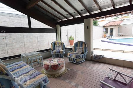 Casa para alugar com 500m², 4 quartos e 4 vagasSala Externa