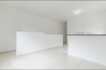 Sala de casa para alugar com 2 quartos, 55m² em Jaguaré, São Paulo