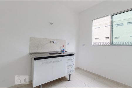 Cozinha de casa para alugar com 2 quartos, 55m² em Jaguaré, São Paulo