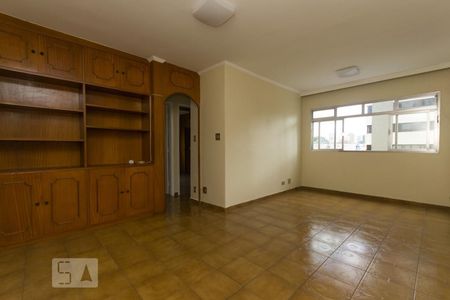 Apartamento para alugar com 66m², 2 quartos e 1 vaga Apartamento para alugar com 66m², 2 quartos e 1 vagaSala