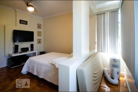 Quarto 1 de apartamento à venda com 2 quartos, 104m² em Leblon, Rio de Janeiro