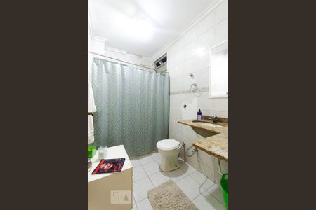 Banheiro de apartamento para alugar com 2 quartos, 104m² em Leblon, Rio de Janeiro