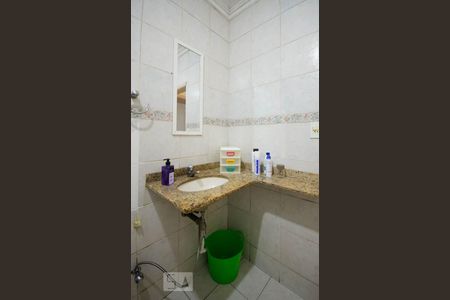 Banheiro de apartamento para alugar com 2 quartos, 104m² em Leblon, Rio de Janeiro