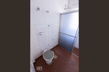 Banheiro de apartamento à venda com 2 quartos, 85m² em Barra Funda, São Paulo