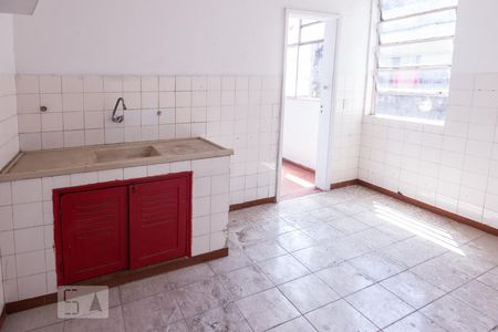 Apartamento à venda com 85m², 2 quartos e sem vagaCozinha
