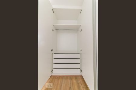 Quarto 1 de apartamento para alugar com 3 quartos, 70m² em Mansões Santo Antônio, Campinas