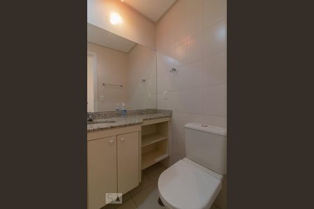Banheiro de apartamento para alugar com 2 quartos, 69m² em Santo Antônio, São Caetano do Sul