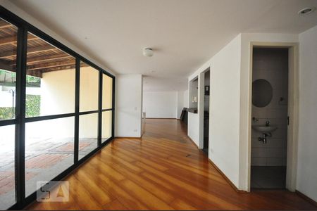 Apartamento à venda com 75m², 2 quartos e 2 vagasSalão de festa
