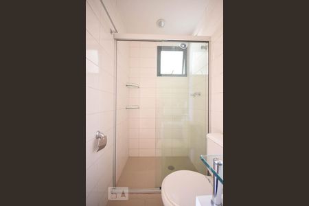 Apartamento à venda com 75m², 2 quartos e 2 vagasDetalhe do banheiro suíte