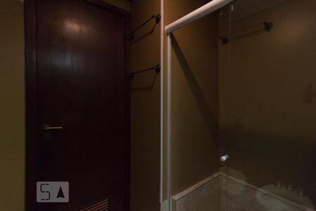 Apartamento à venda com 300m², 4 quartos e 3 vagas Apartamento à venda com 300m², 4 quartos e 3 vagasBanheiro