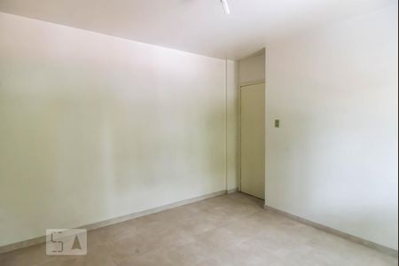 Quarto 3 de apartamento para alugar com 3 quartos, 81m² em Floresta, Porto Alegre