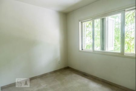 Quarto 2 de apartamento para alugar com 3 quartos, 81m² em Floresta, Porto Alegre