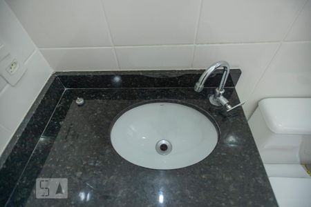 Apartamento para alugar com 54m², 2 quartos e 1 vaga Apartamento para alugar com 54m², 2 quartos e 1 vagaBanheiro