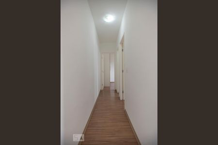 Corredor de apartamento para alugar com 2 quartos, 54m² em Jardim das Samambaias, Jundiaí