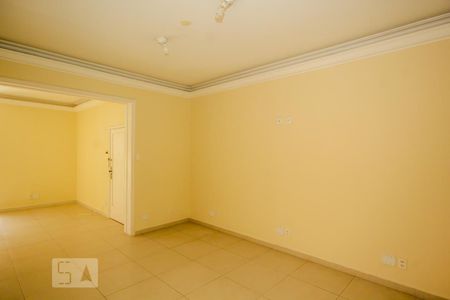 Apartamento para alugar com 105m², 3 quartos e 1 vagaSala