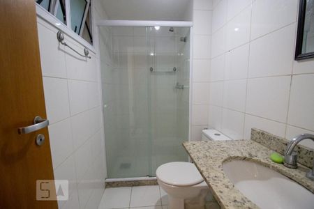 Apartamento à venda com 80m², 3 quartos e 1 vaga Apartamento à venda com 80m², 3 quartos e 1 vagaBanheiro da Suíte