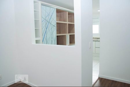 Casa de condomínio à venda com 202m², 4 quartos e 2 vagasSala