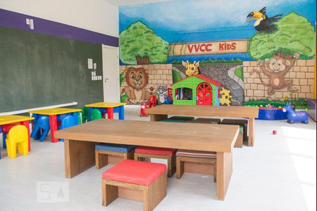 Casa de condomínio à venda com 202m², 4 quartos e 2 vagasEspaço kids