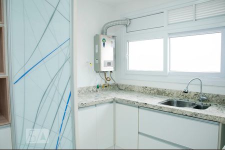 Casa de condomínio à venda com 202m², 4 quartos e 2 vagasCozinha