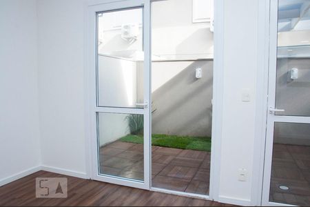 Casa de condomínio à venda com 202m², 4 quartos e 2 vagasSala