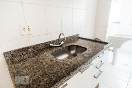 Cozinha de apartamento à venda com 2 quartos, 50m² em Protásio Alves, Porto Alegre