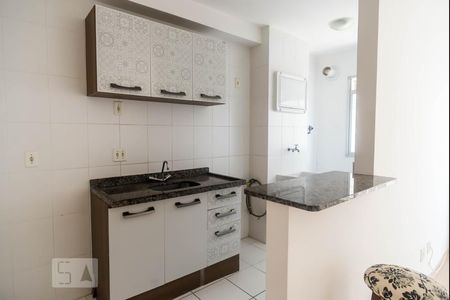 Cozinha de apartamento à venda com 2 quartos, 50m² em Protásio Alves, Porto Alegre