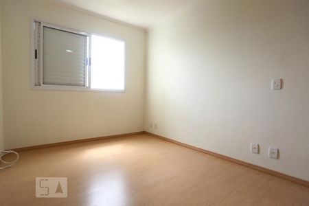 Apartamento à venda com 80m², 3 quartos e 2 vagasSuíte 