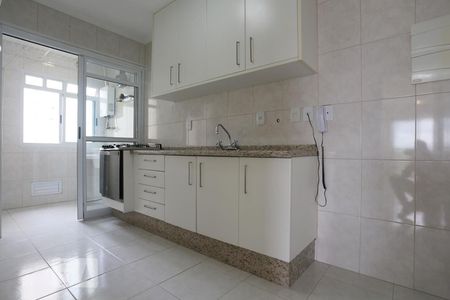 Apartamento à venda com 80m², 3 quartos e 2 vagasCozinha