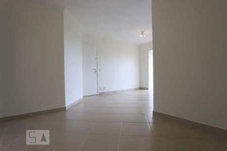 Sala de apartamento à venda com 3 quartos, 80m² em Umuarama, São Paulo