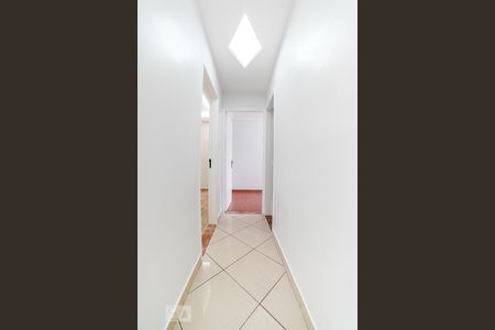 Corredor Quartos de apartamento à venda com 2 quartos, 70m² em Jardim Leonor Mendes de Barros, São Paulo