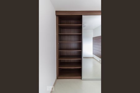 Apartamento à venda com 85m², 3 quartos e 2 vagasQuarto 1