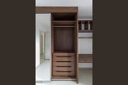 Apartamento à venda com 85m², 3 quartos e 2 vagasQuarto 2