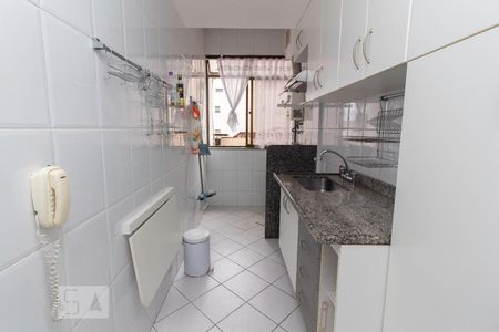 Apartamento para alugar com 70m², 2 quartos e 1 vagaCozinha