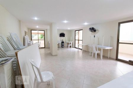 Apartamento para alugar com 70m², 2 quartos e 1 vagaSalão de festas 