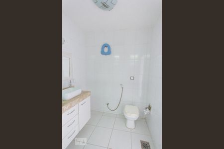 Casa para alugar com 130m², 3 quartos e 1 vagaBanheiro (Primeiro Andar)