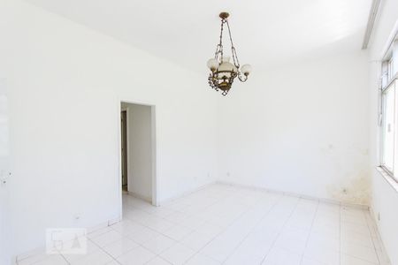 Sala (Primeiro Andar) de casa para alugar com 3 quartos, 130m² em Taquara, Rio de Janeiro
