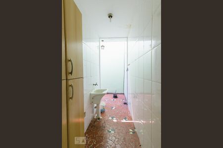 Casa para alugar com 130m², 3 quartos e 1 vagaÁrea de Serviço 2 (Primeiro Andar)