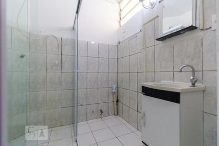 Banheiro de kitnet/studio para alugar com 1 quarto, 30m² em Bela Vista, São Paulo