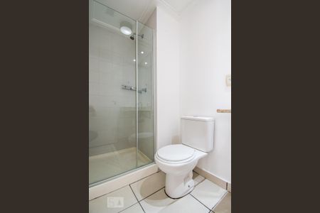 Banheiro de apartamento à venda com 2 quartos, 63m² em Cambuci, São Paulo