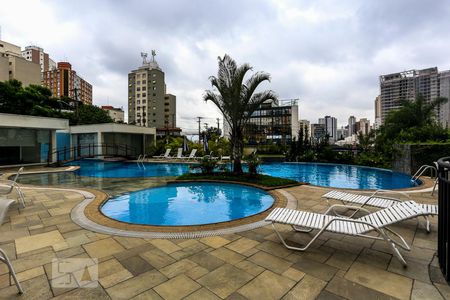 Apartamento à venda com 90m², 2 quartos e 2 vagas Apartamento à venda com 90m², 2 quartos e 2 vagasPiscina