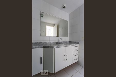 Apartamento à venda com 90m², 2 quartos e 2 vagas Apartamento à venda com 90m², 2 quartos e 2 vagasBanheiro