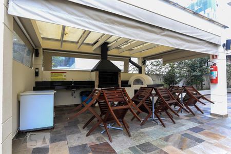 Apartamento à venda com 90m², 2 quartos e 2 vagas Apartamento à venda com 90m², 2 quartos e 2 vagasChurrasqueira