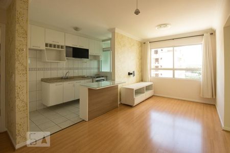 Sala de apartamento para alugar com 2 quartos, 55m² em Vila Izabel, Curitiba