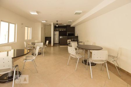 Apartamento para alugar com 55m², 2 quartos e 1 vaga Apartamento para alugar com 55m², 2 quartos e 1 vagaSalão de festas