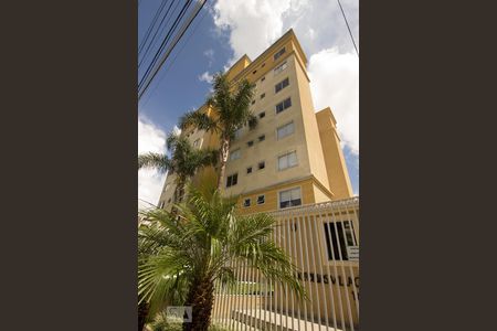 Apartamento para alugar com 55m², 2 quartos e 1 vaga Apartamento para alugar com 55m², 2 quartos e 1 vagaFachada