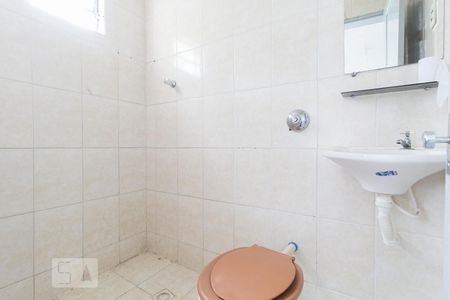 Banheiro de Apartamento com 1 quarto, 20m² Santa Efigênia