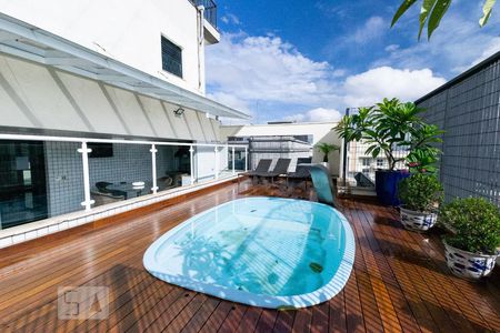 Apartamento para alugar com 45m², 1 quarto e 1 vagaPiscina