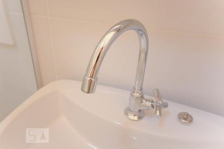 Apartamento para alugar com 89m², 3 quartos e sem vagaBanheiro suíte torneira